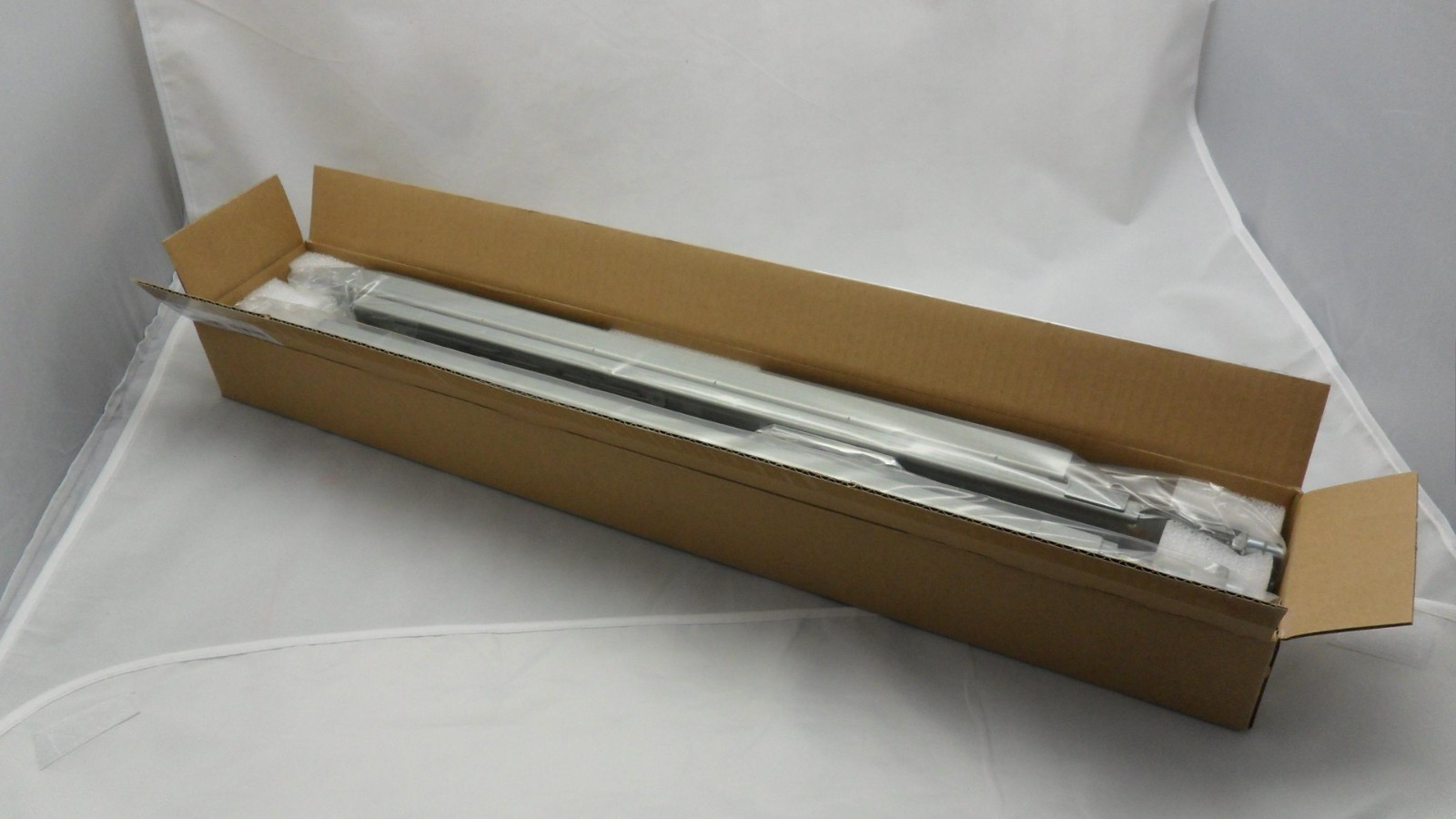 IBM X3630 M4 RAIL KIT USED 94Y6790