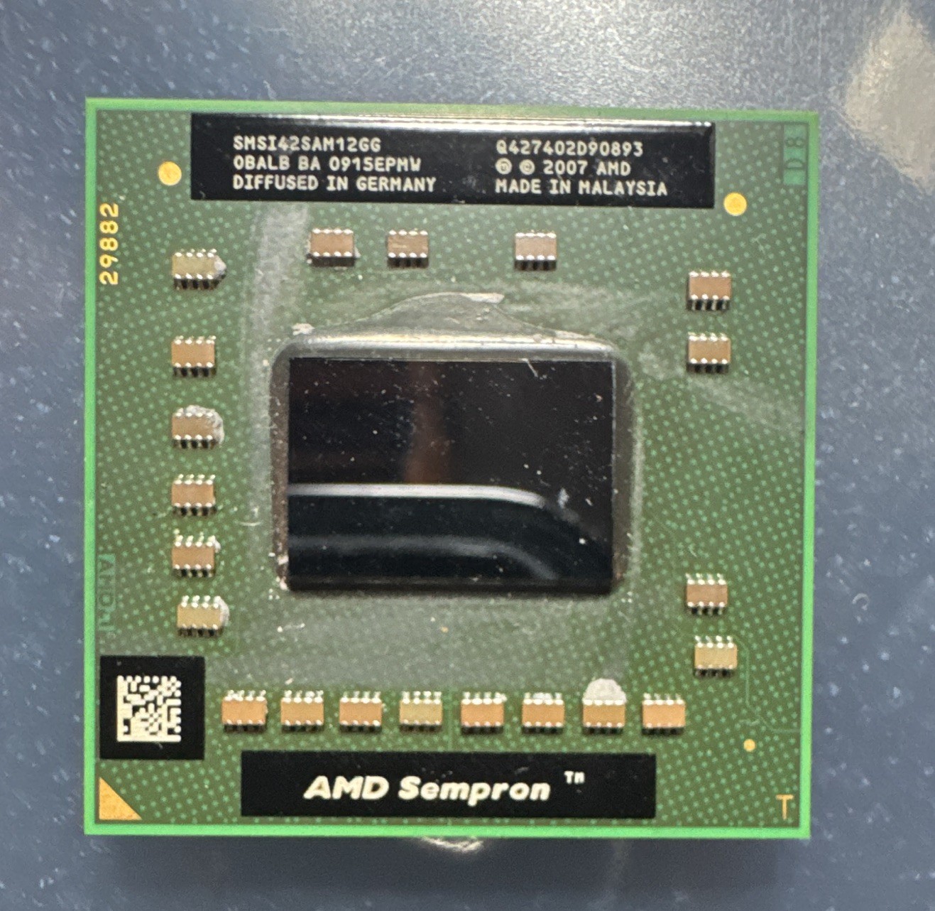 AMD Sempron 1.2GHz/512KB/1Core/Socket S1 Mobile CPU {SMSI42SAM12GG}