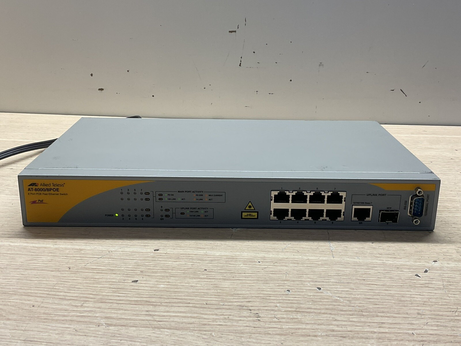 Allied Telesis AT-8000/8POE 8 Port Managed Fast Ethernet Switch /FRA574