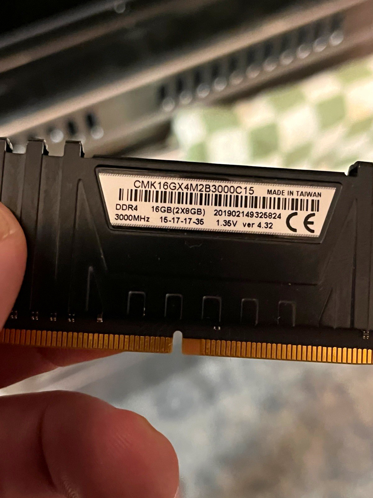 Pack of four. Test picture included. ￼Corsair Vengeance RAM CMK16GX4M2B3000C15