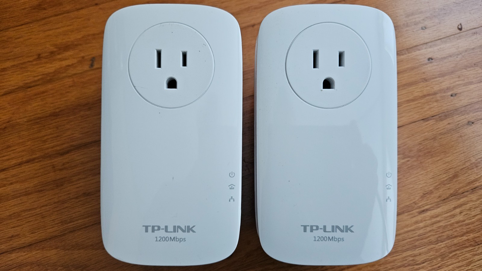 Set of two TP-Link AV1200 Gigabit (TL-PA8010P) Passthrough Powerline Adapters