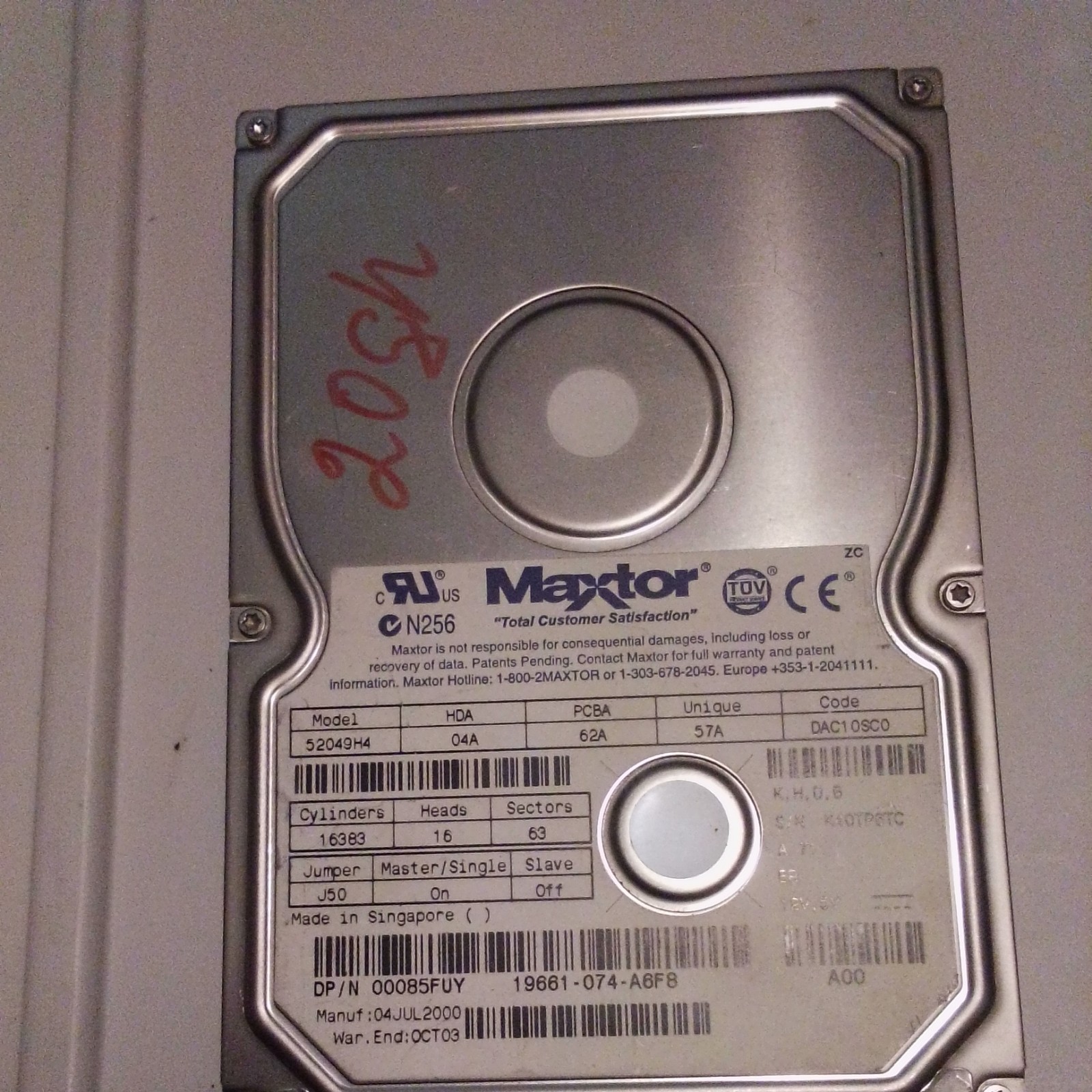 (52049H4) Maxtor DiamondMax Plus 40 20.5 GB IDE, 3.5" Hard Drive
