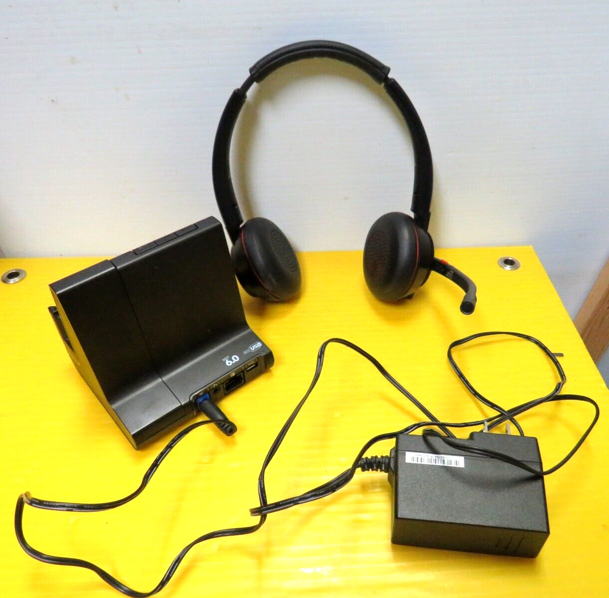 Plantronics Poly Savi W8210T W8200B DECT 6.0 Wireless Headset