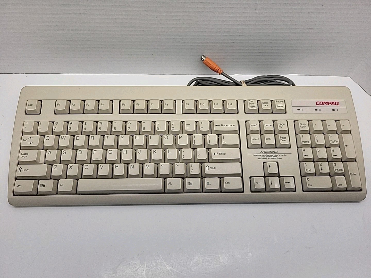 Vintage Compaq RT2156TW Mechanical Keyboard Wired P/S Connection Computer