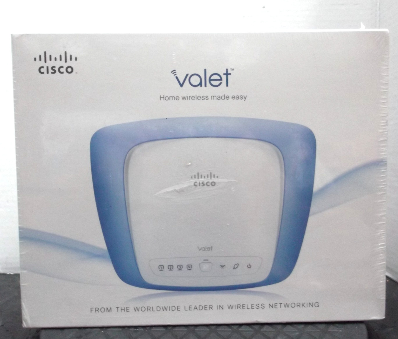 New Sealed Cisco Valet M10 300 Mbps 4-Port 10/100 Wireless N Router