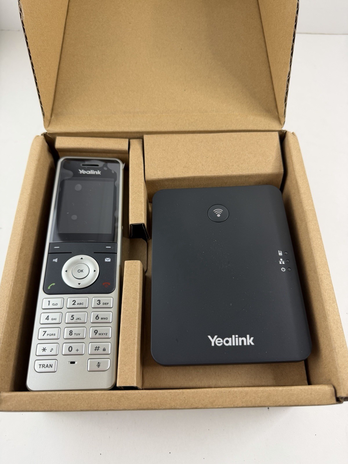 Yealink W76P (W70B W56H) DECT Phone System Wireless Communication Mobile