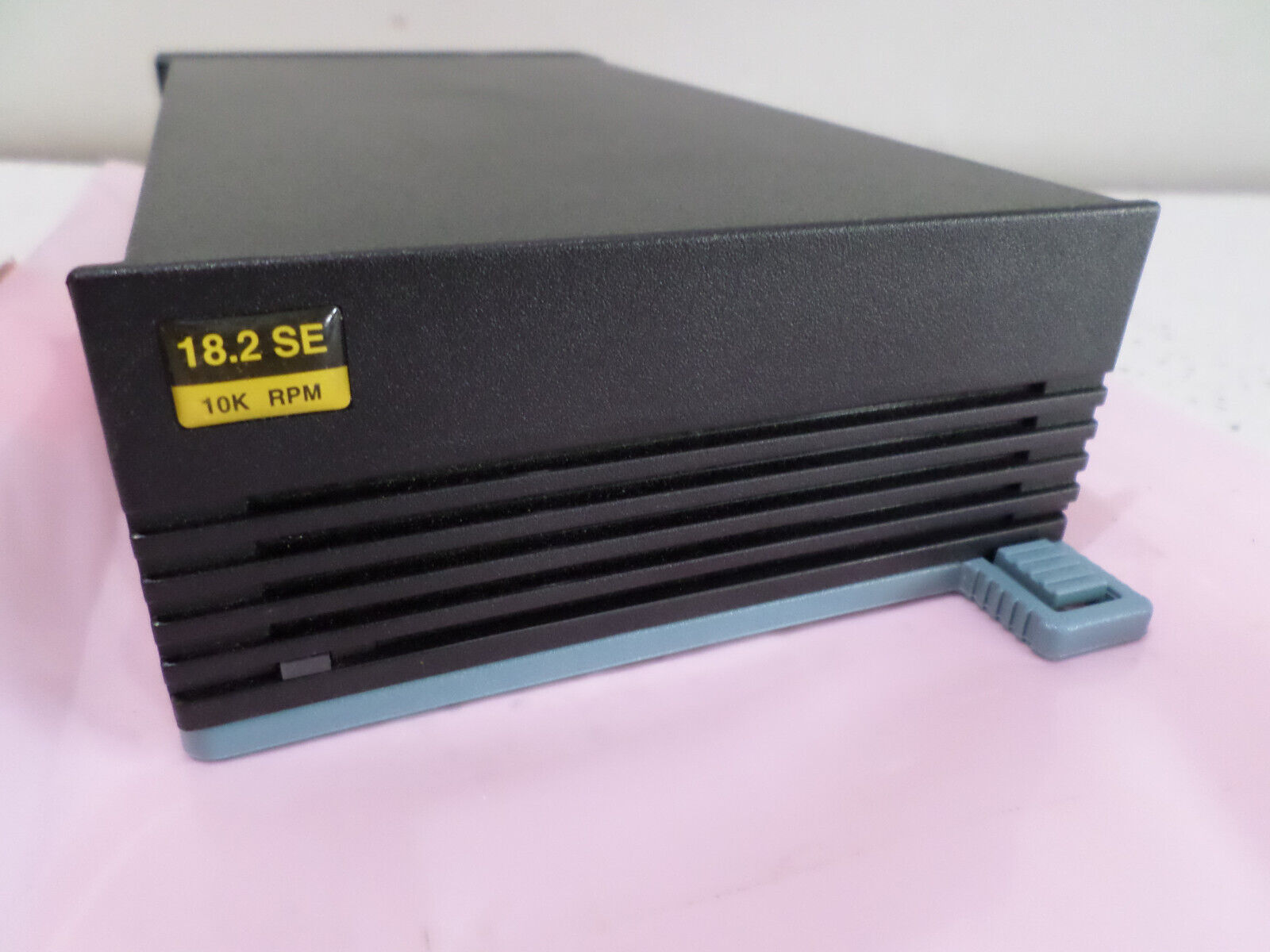 HP A3714AM 18.2GB Hot Swap Hard Drive A3714-60050 10K RPM SE SEW SCSI