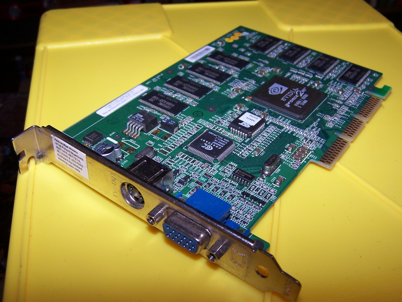 NVIDIA GeForce2MX 600-10036-0100-AP4 AGP Graphics Card
