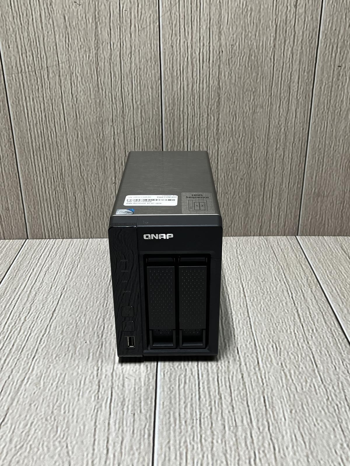 QNAP TS-269 Pro NAS Wifi 2 Bay 2x 1TB HDD 2.13GHz 1GB RAM