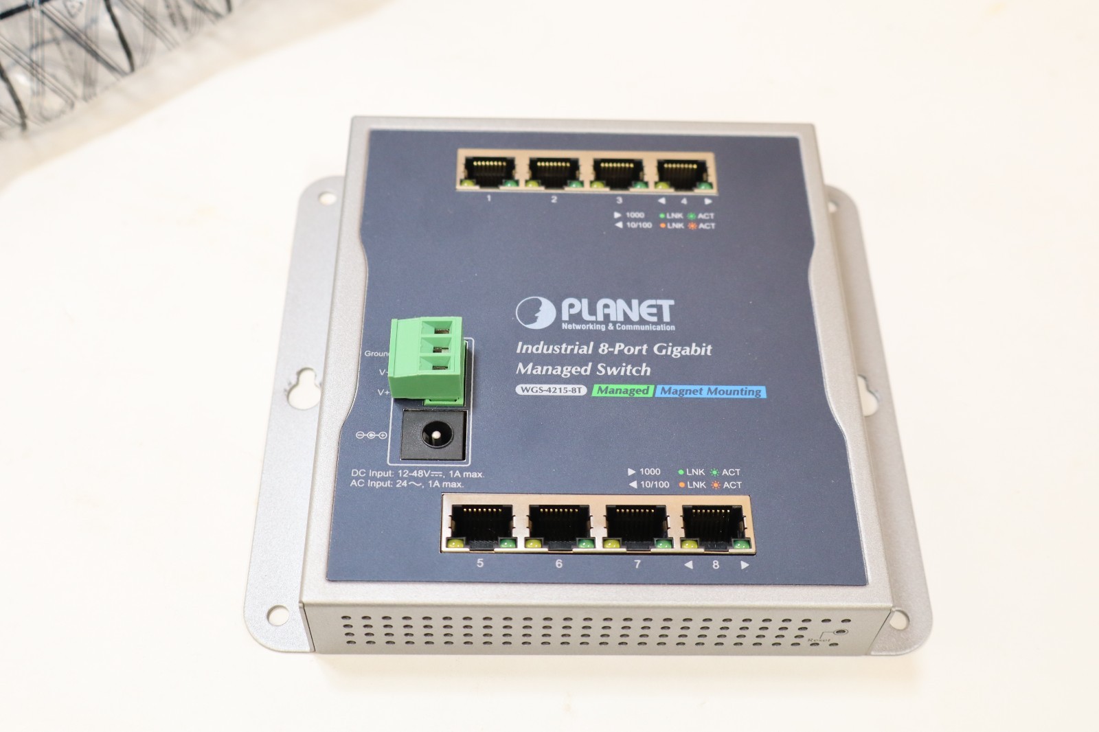 Planet 8P Switch Industrial - Switch - 0, (WGS-4215-8T)