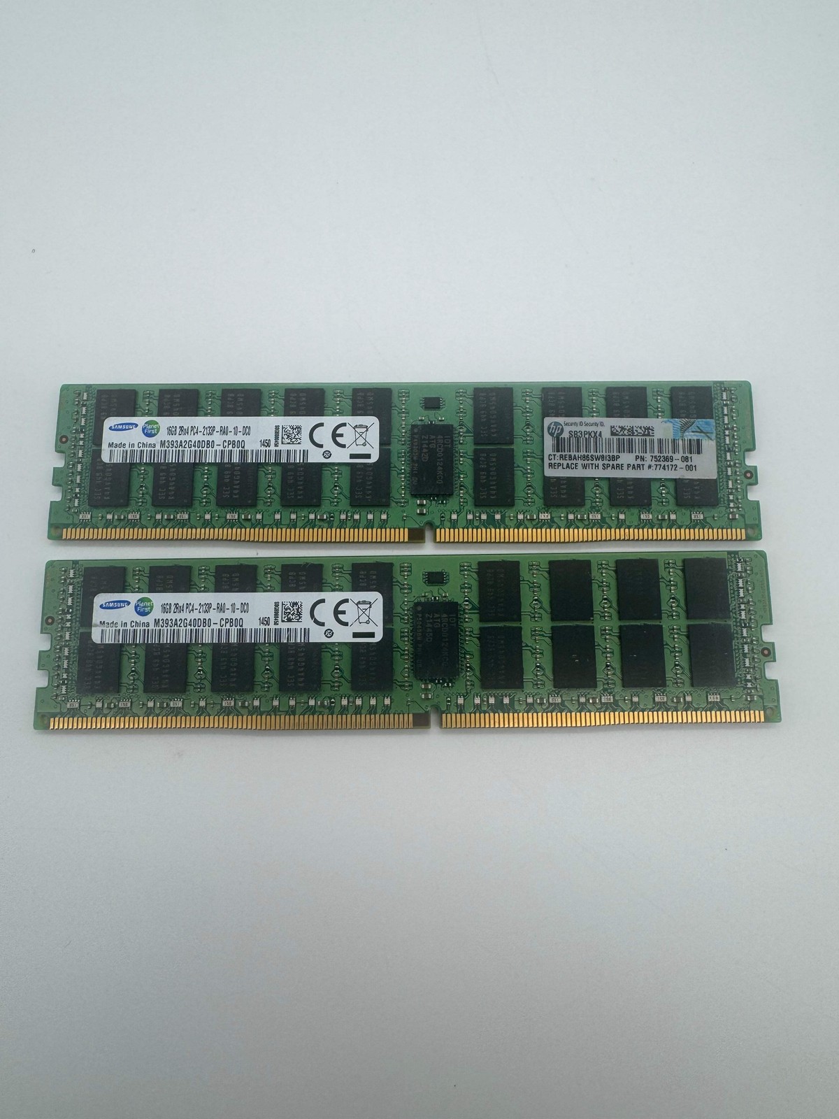 Samsung 32GB (16GBx2) PC4-2133P-RA0-10-DC0 Memory Module