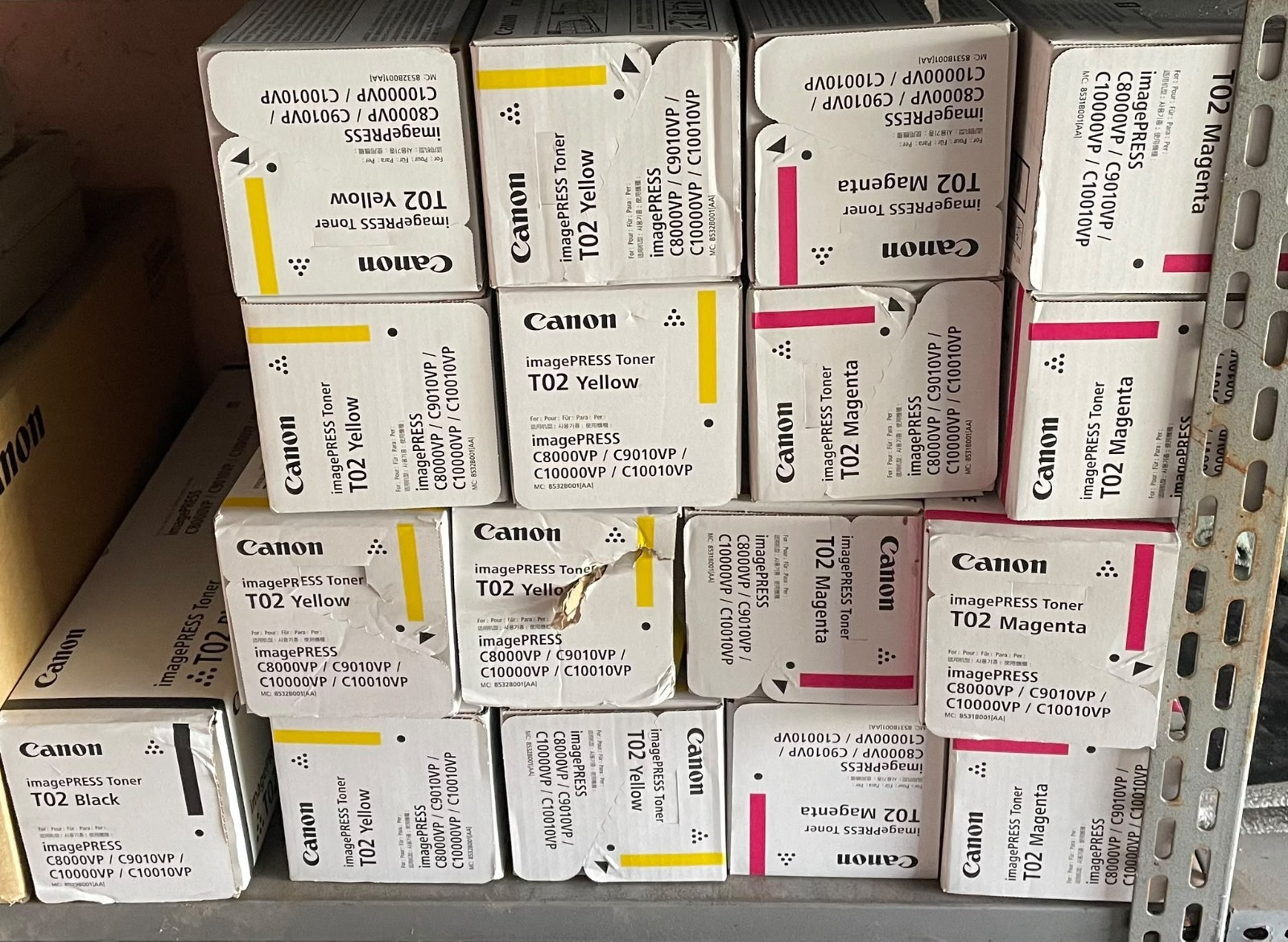 CANON T02 Y 8532B001 (43,000PG) YELLOW TONER - ORIGINAL