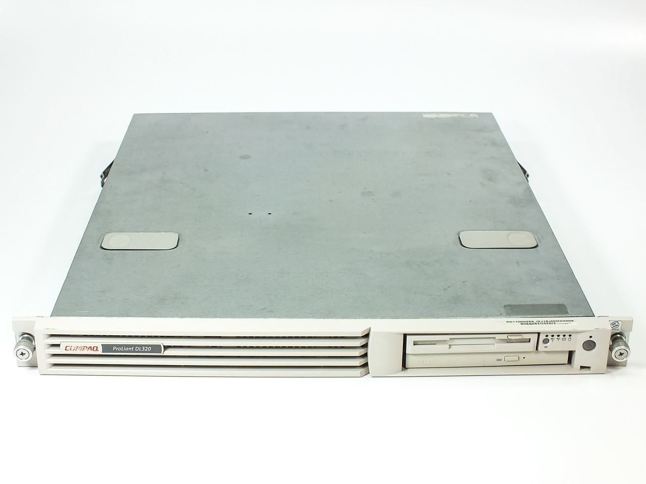 Compaq R0011000256 ProLient DL320 Server 1.0 GHz 1x40GB HDD 256MB RAM 1U As-Is