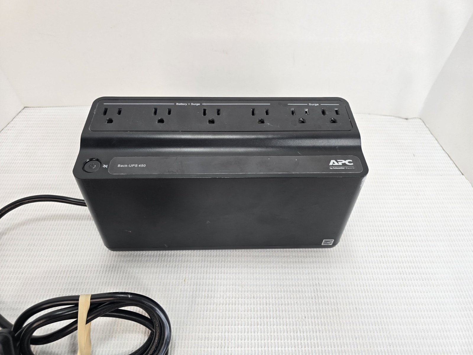 Schneider Electric APC BN450M UPS 450Va 6 Outlet 120V Surge Battery