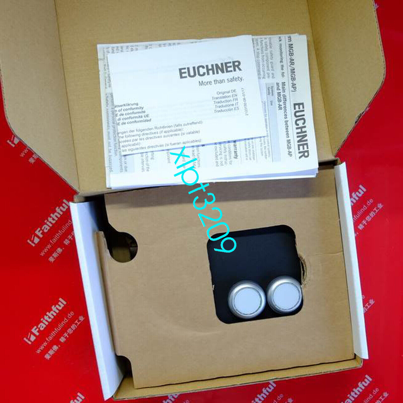 1PC NEW MGB-L1-ARA-AL1A1-M-R-121050 Euchner Safety switch Shipping by DHL/FedEX