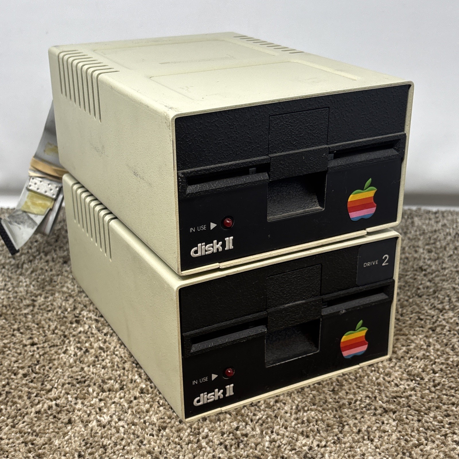 Vintage Apple Disc II Floppy Drive A2M0003 Lot Of 2 FOR PARTS OR REPAIR