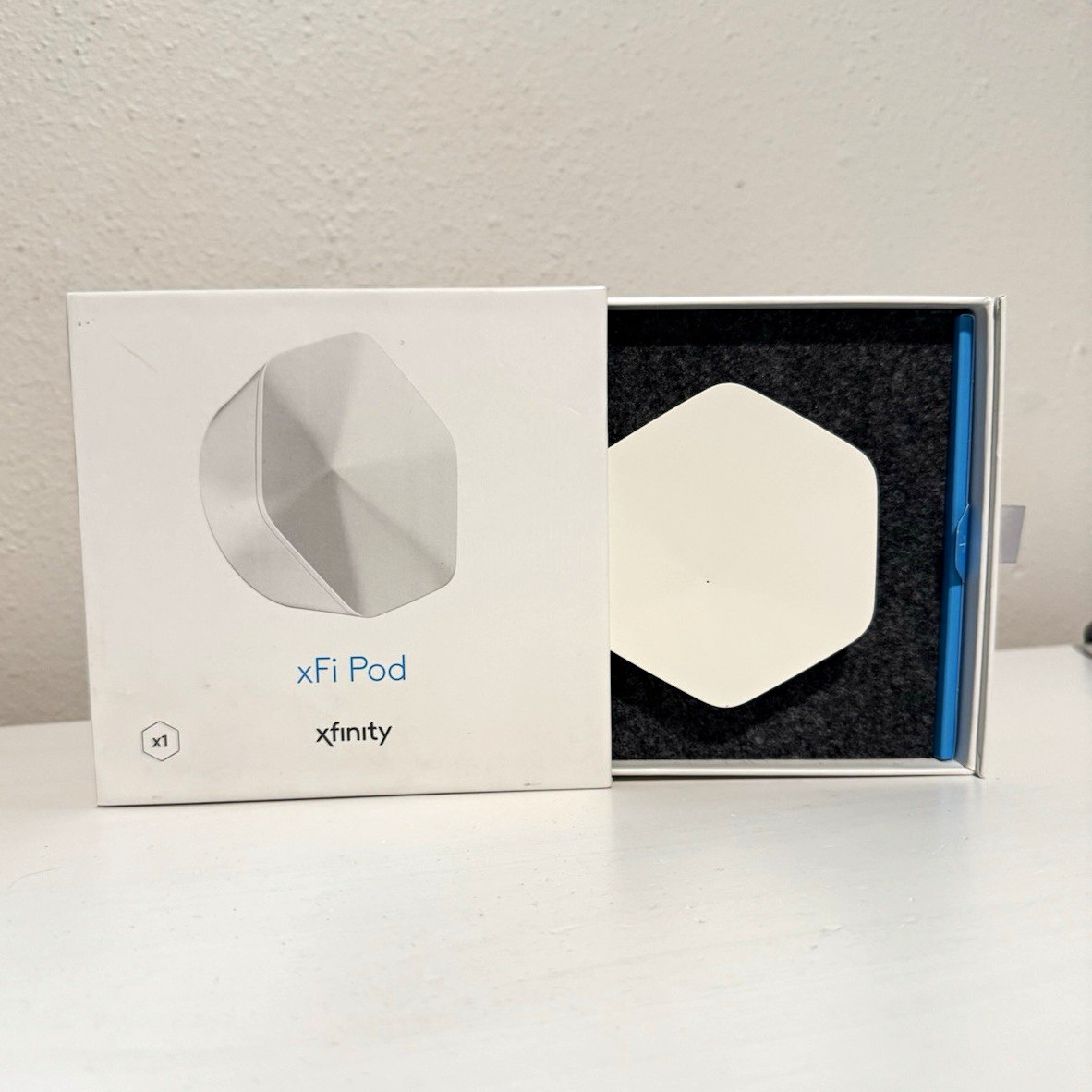 Xfinity Comcast xFi Pod 2nd Gen Model XE2-SG WiFi Network Extender - USED