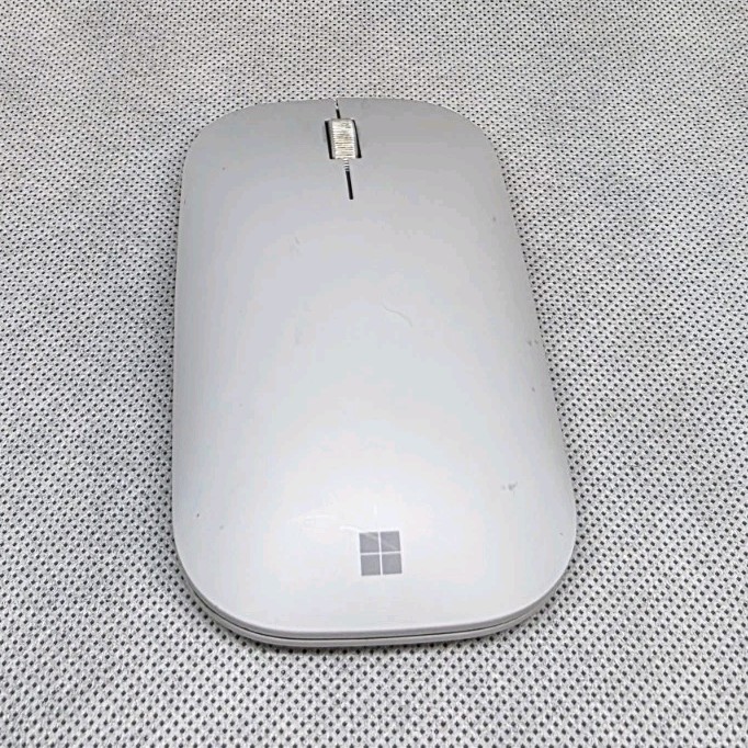 Microsoft Sculpt Comfort Wireless Optical Mouse Gray Scroll Wheel On/Off Switch