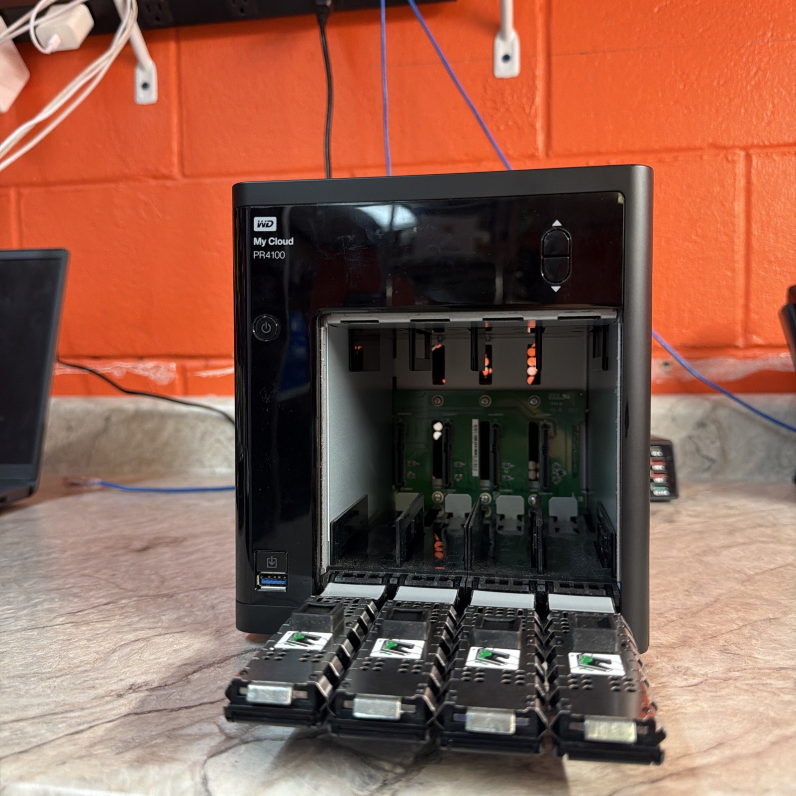 WD My Cloud  PR4100 NAS Power Supply (2x 4TB WD DRIVES) Used In Good Condition