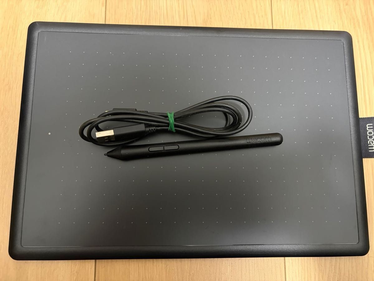 Wacom One by Wacom CTL-672 Medium Creative Pen Tablet Tested Working Japan