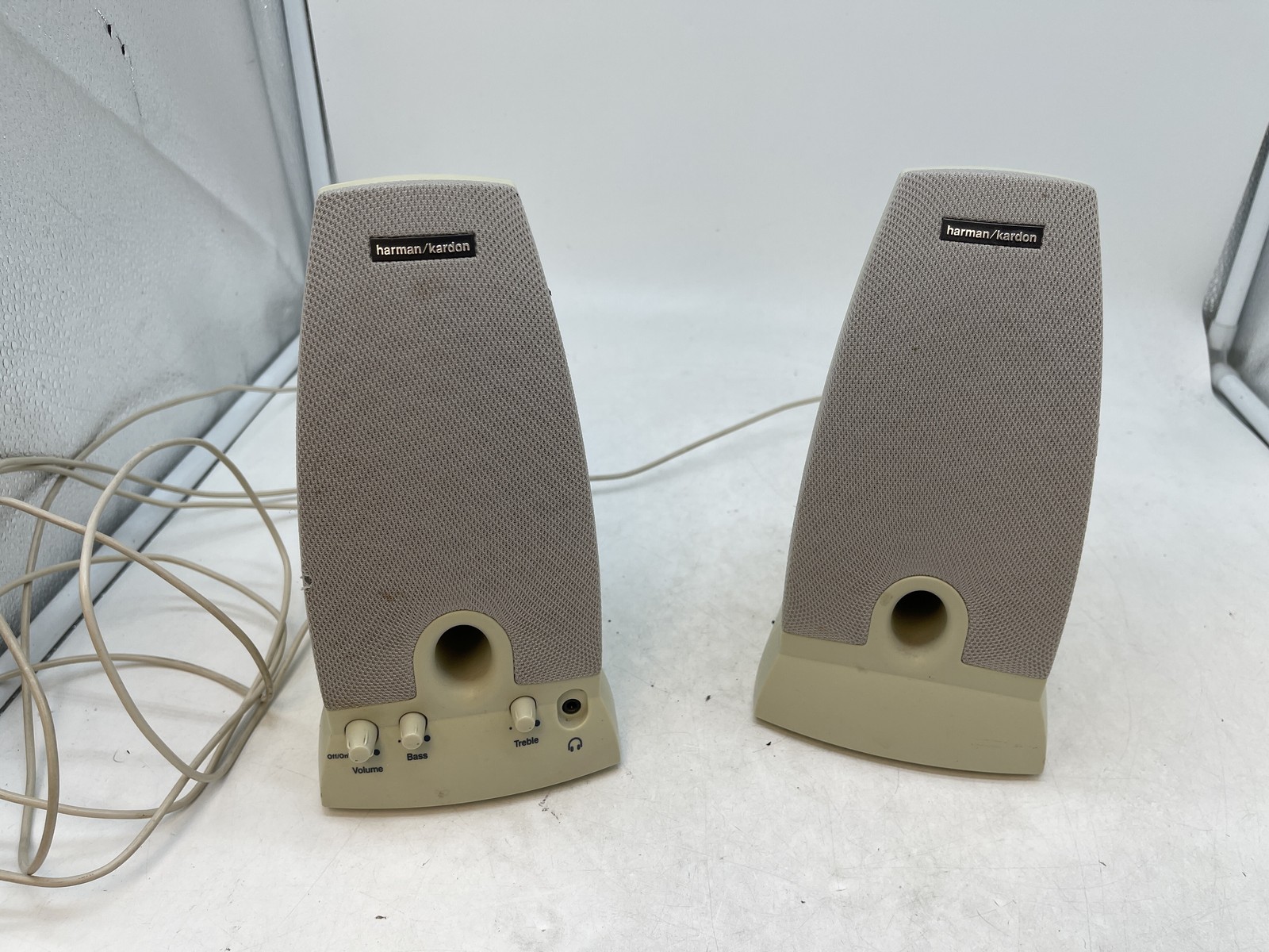 Harman/Kardon HK195 2.0 Multimedia Speaker System Computer Speakers - Free S/H