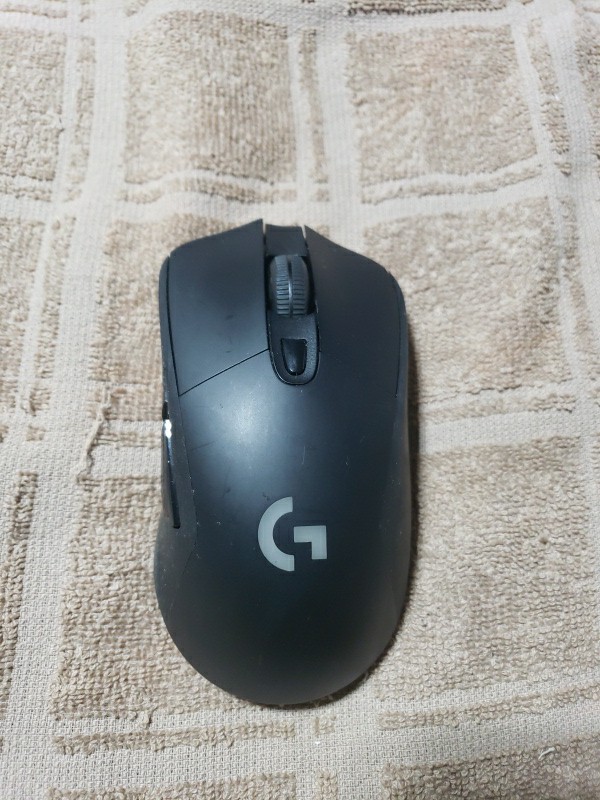 Logitech G-Series G703 Wired Gaming Mouse - Black is not tested 