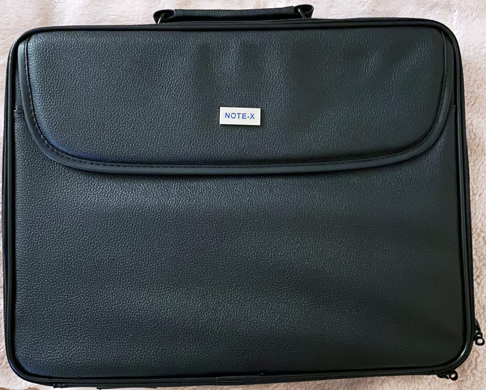 Note-X Black Faux Leather Messenger/Laptop Bag