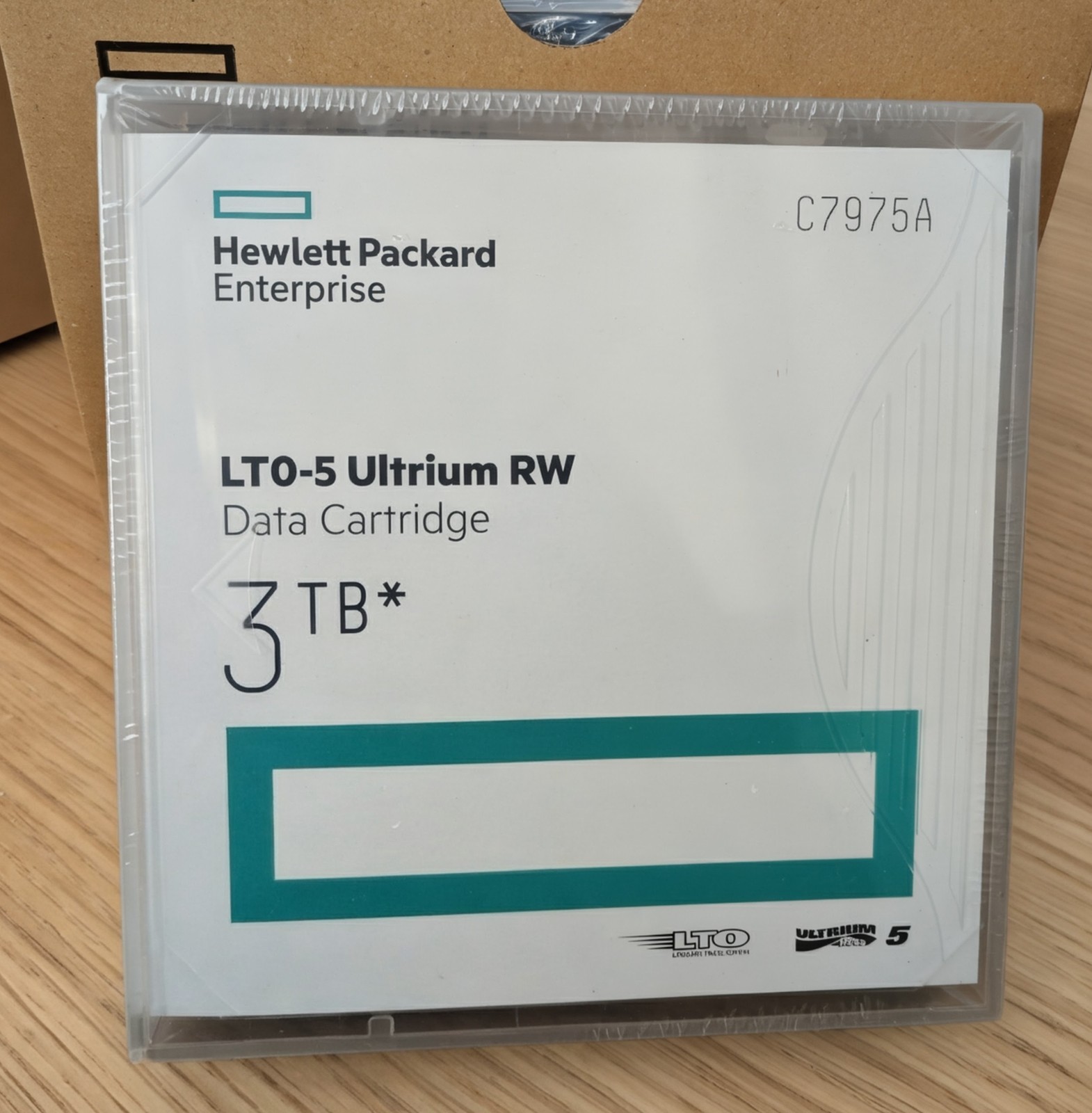 New HP C7975A LTO-5 Ultrium RW Data Cartridge 3.0 TB
