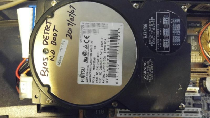 Fujitsu M1623TAU IDE Tested - Rare Retro hard drive working 1.7GB AS IS