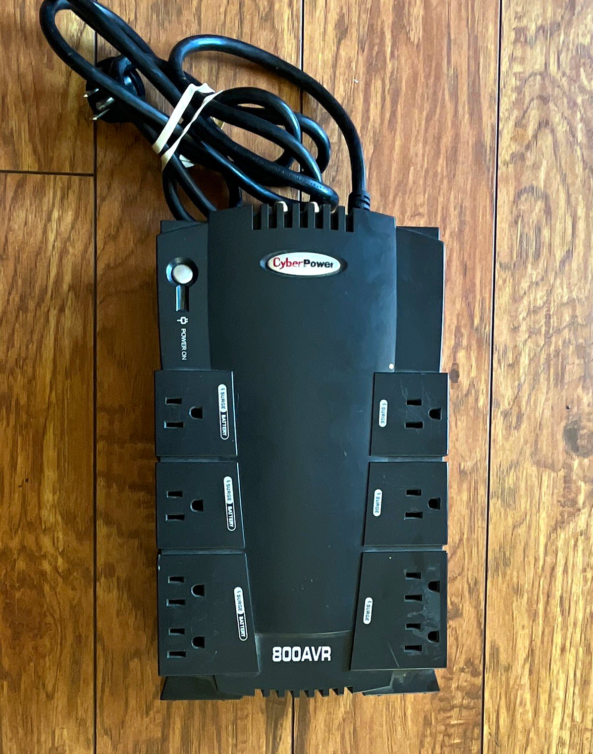 CyberPower 800AVR 800VA/450W UPS AVR 800J Surge 8-Outlets USB/Serial Black