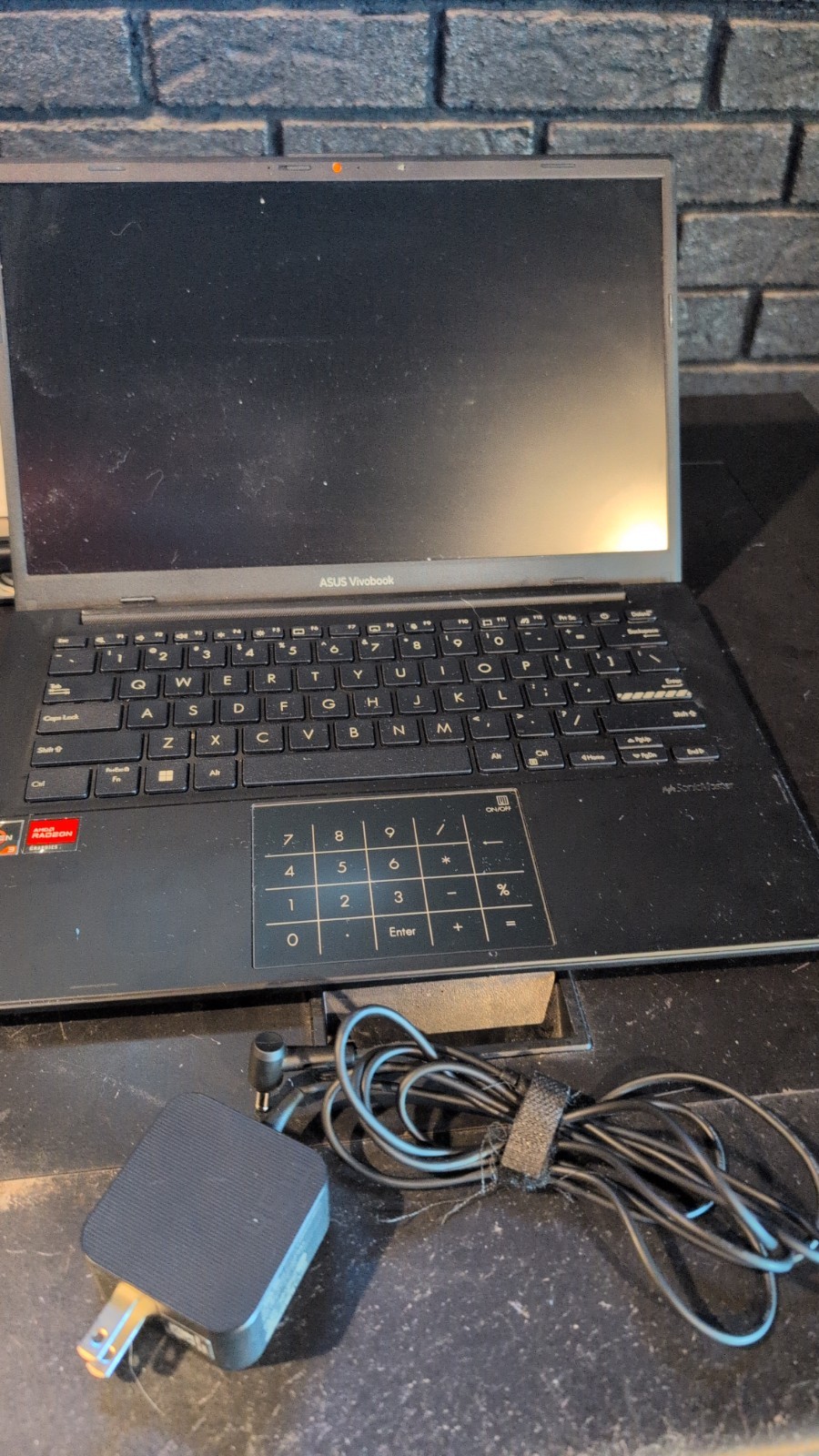 ASUS Vivobook Go E1404FA 14" Ryzen 3 7320U 4GB 128GB SSD Win11