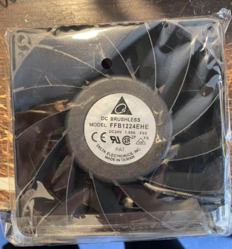 DELTA FFB1224EHE-F00 12038 120x120x38mm 12cm DC 24V 1.5A 3 Lines  cooling fan