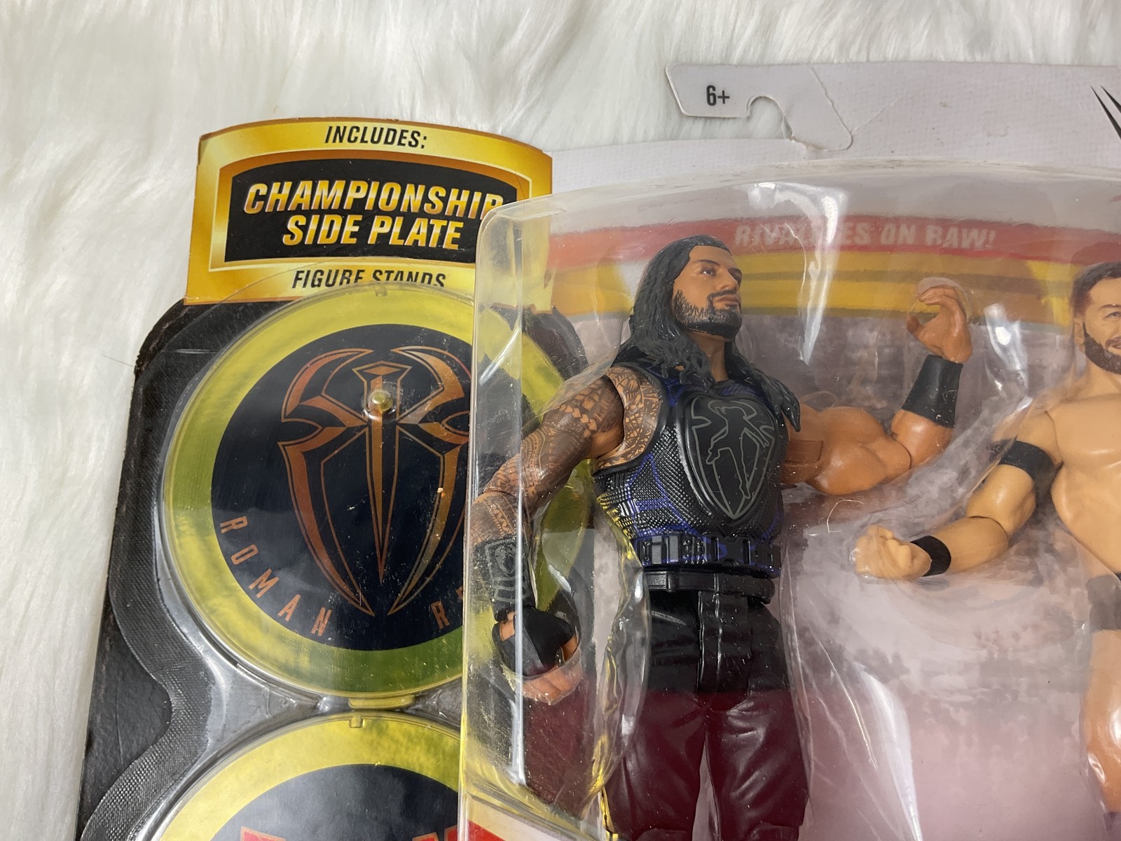 WWE Championship Showdown Roman Reigns vs Finn Balor Action Figure 2-Pack
