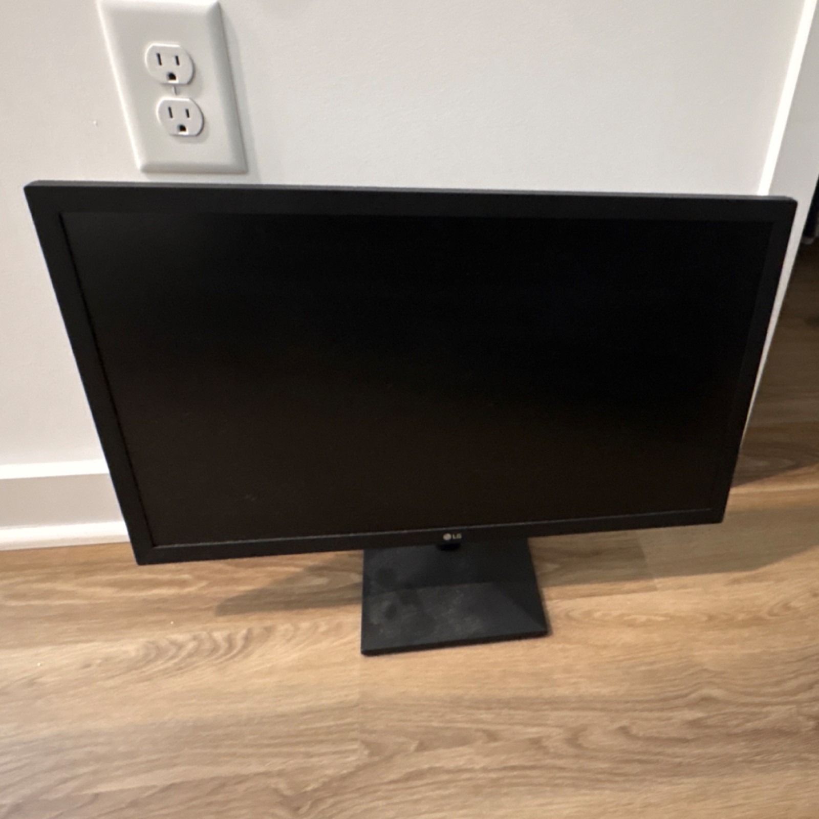 LG 24MK400H-B 24" LCD Monitor 1920x1080 HDMI VGA 75Hz Wall Mountable Black