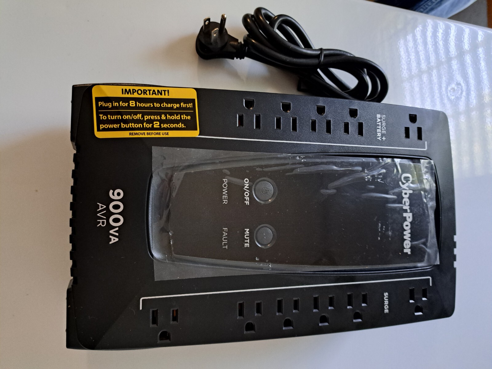 CyberPower AVRG900U AVR 900W 12 OUTLETS