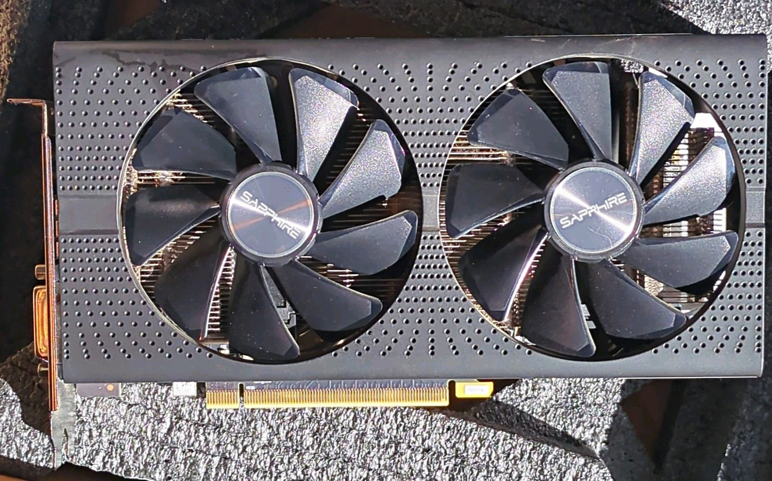 SAPPHIRE PULSE Radeon RX 580 8GB GDDR5 Dual Fan HDMI DP DVI PCIe x16