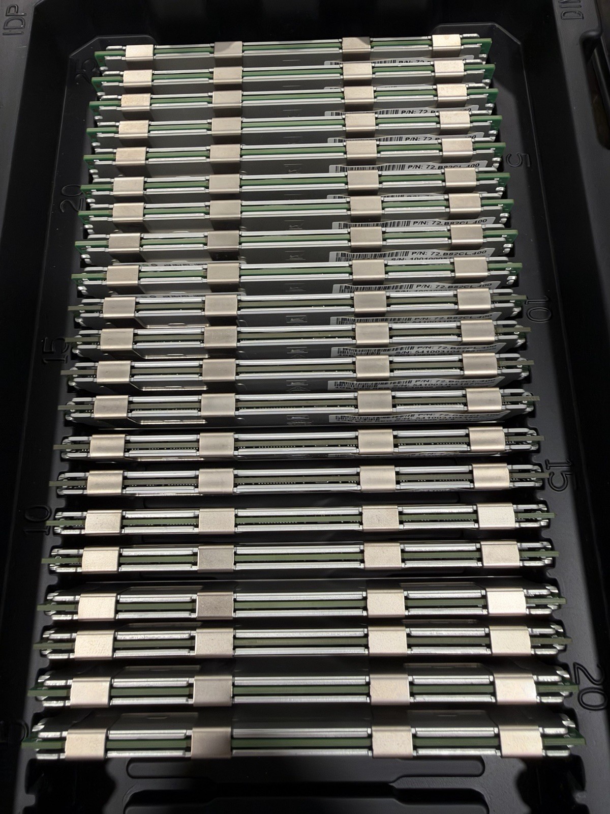 LOT OF 21 4GB SAMSUNG 4GB 2Rx4 PC3-10600R M393B5170EH1 Server RAM