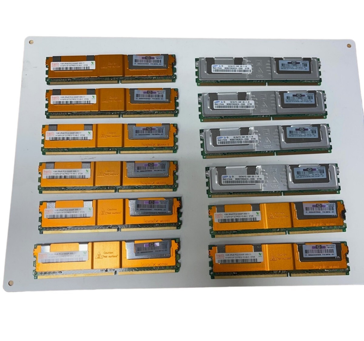 HP 398706-051, 1GB 2Rx8 PC2-5300F-555-11 Server Memory  (LOT OF 12) 🔥