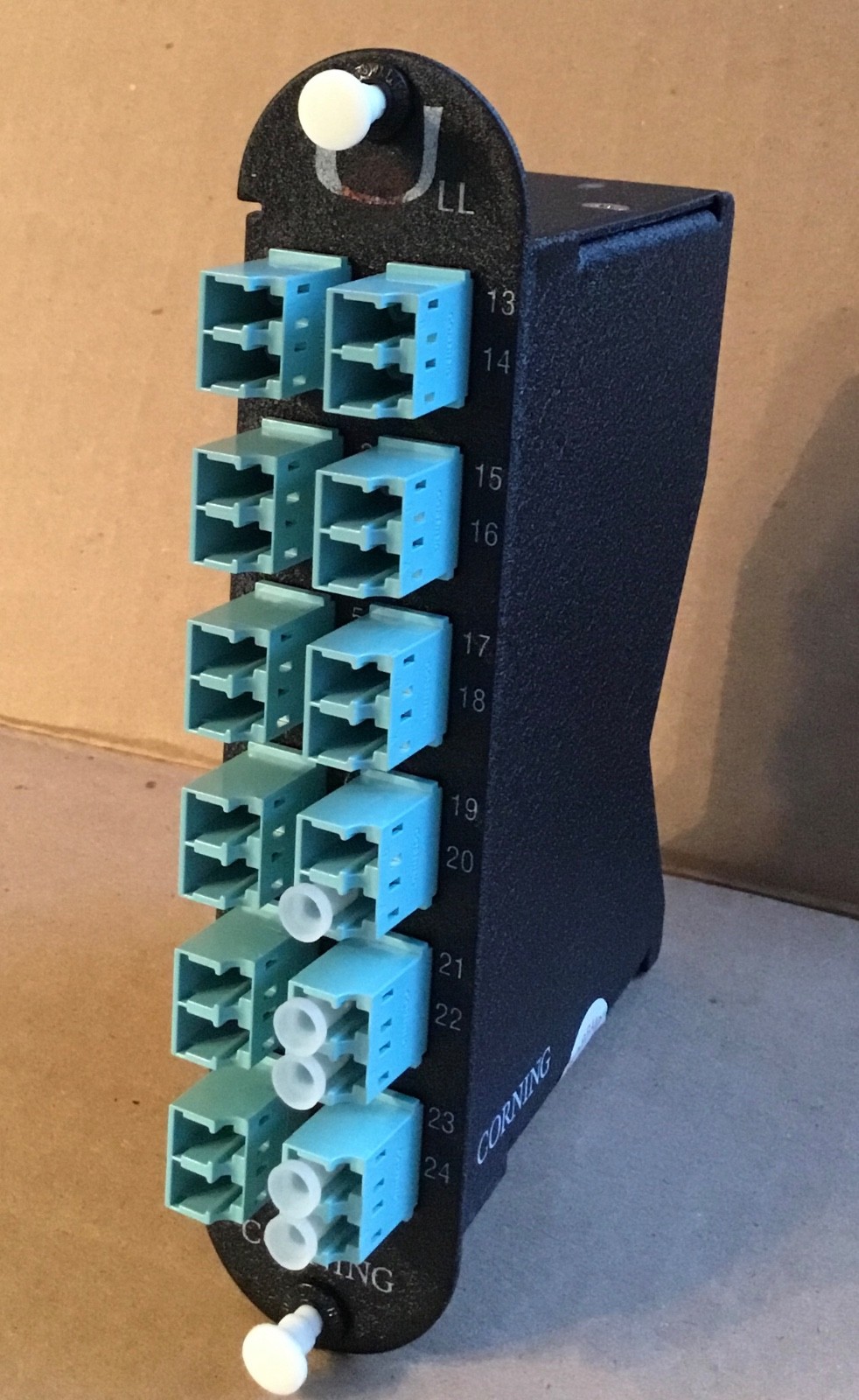 CORNING CCH-UM24-05-93S Plug & Play Universal Module, LC, 24 Fiber - 