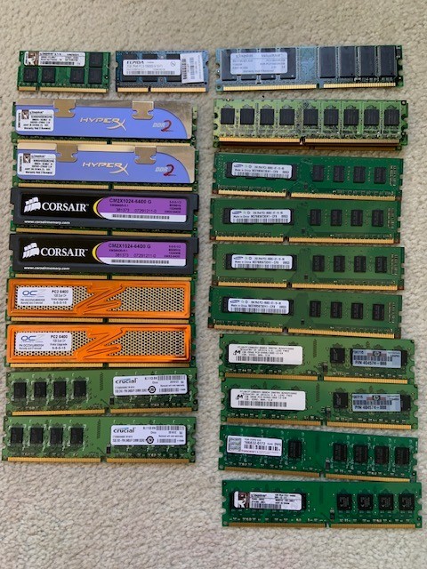 Mix of 22 1GB & 2GB PC2 6400 DDR2 DDR3 1066/800 Memory RAM OCZ Crucial Corsair