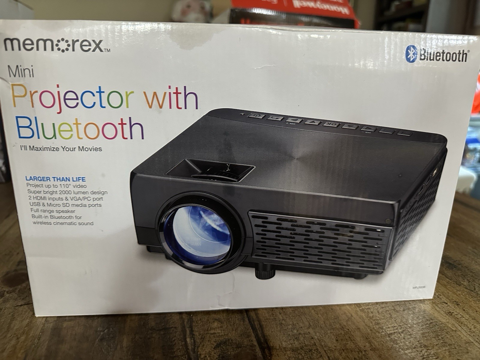 Memorex MP-3000B Mini Bluetooth Portable LCD Projector 800x480 Black