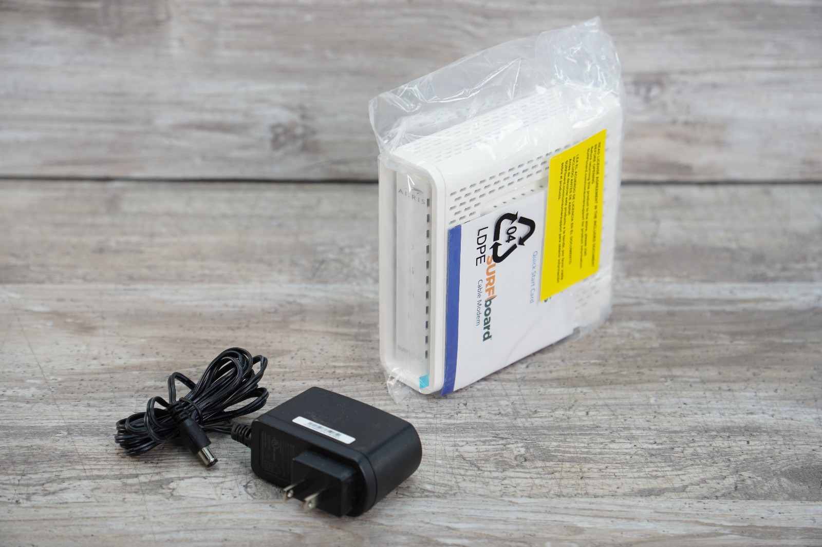 ARRIS SB8200 SURFboard DOCSIS 3.1 Cable Modem - White