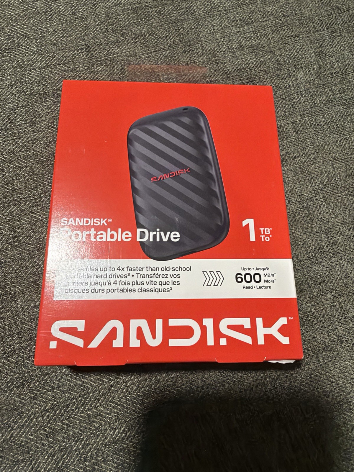 NEW & SEALED Sandisk 1TB Portable Drive, up to 600Mb/S Read Speeds - Black