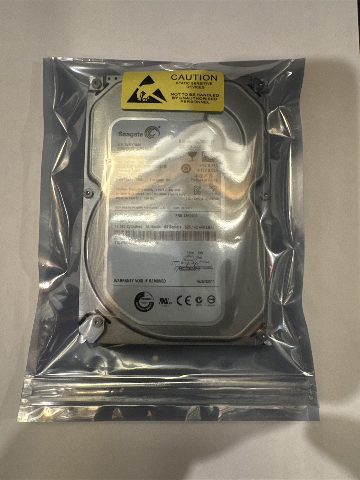 Seagate Barracuda 320GB Internal 7200RPM 3.5" (ST3320418AS) HDD