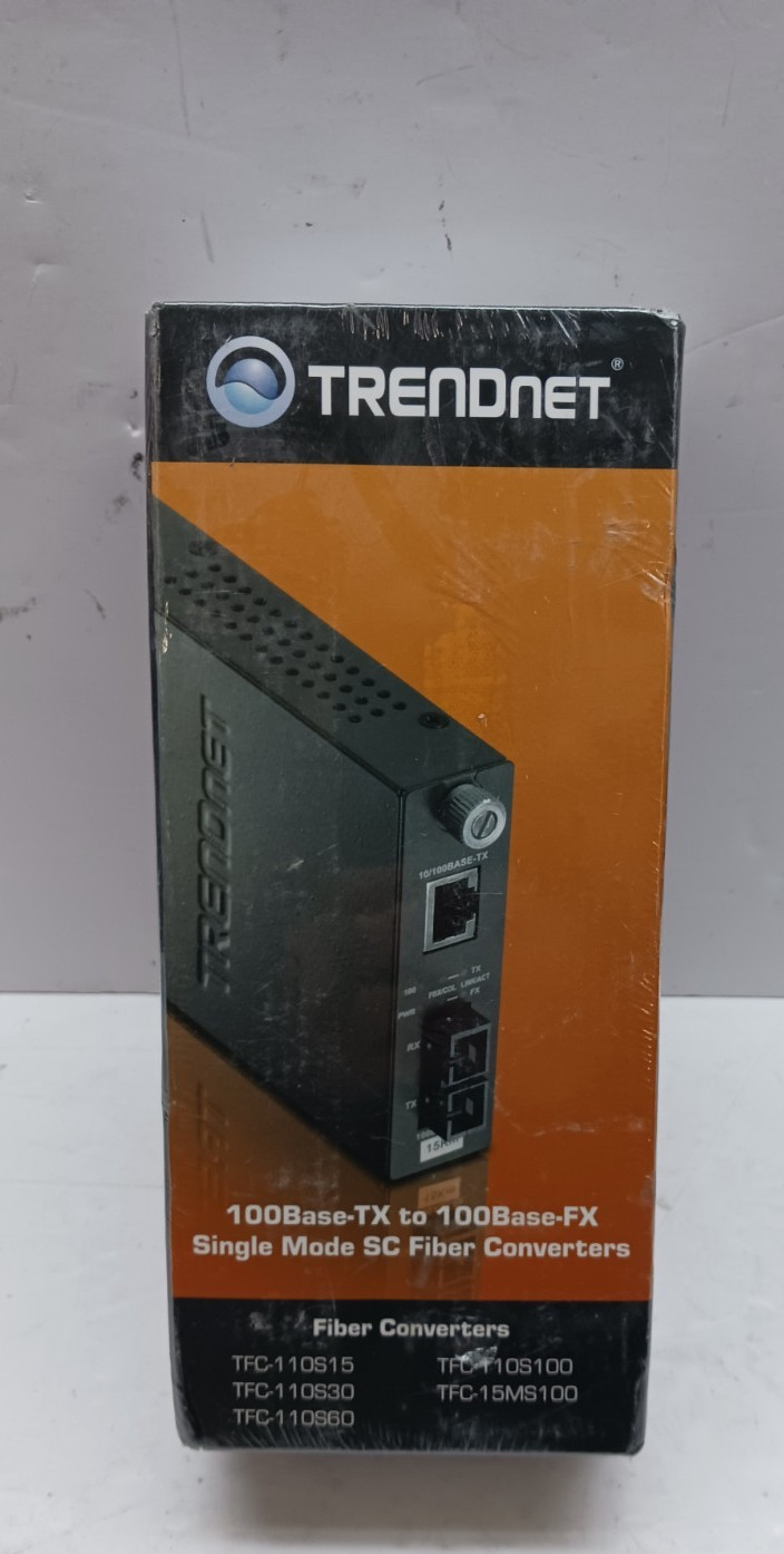 TRENDnet TFC-110S15,100Base-TX to 100Base-FX Single Mode Fiber Converter