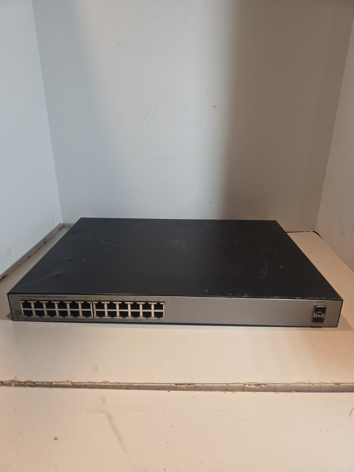 HPE  OfficeConnect 1920S Series JL385A Gigabit Ethernet Switch