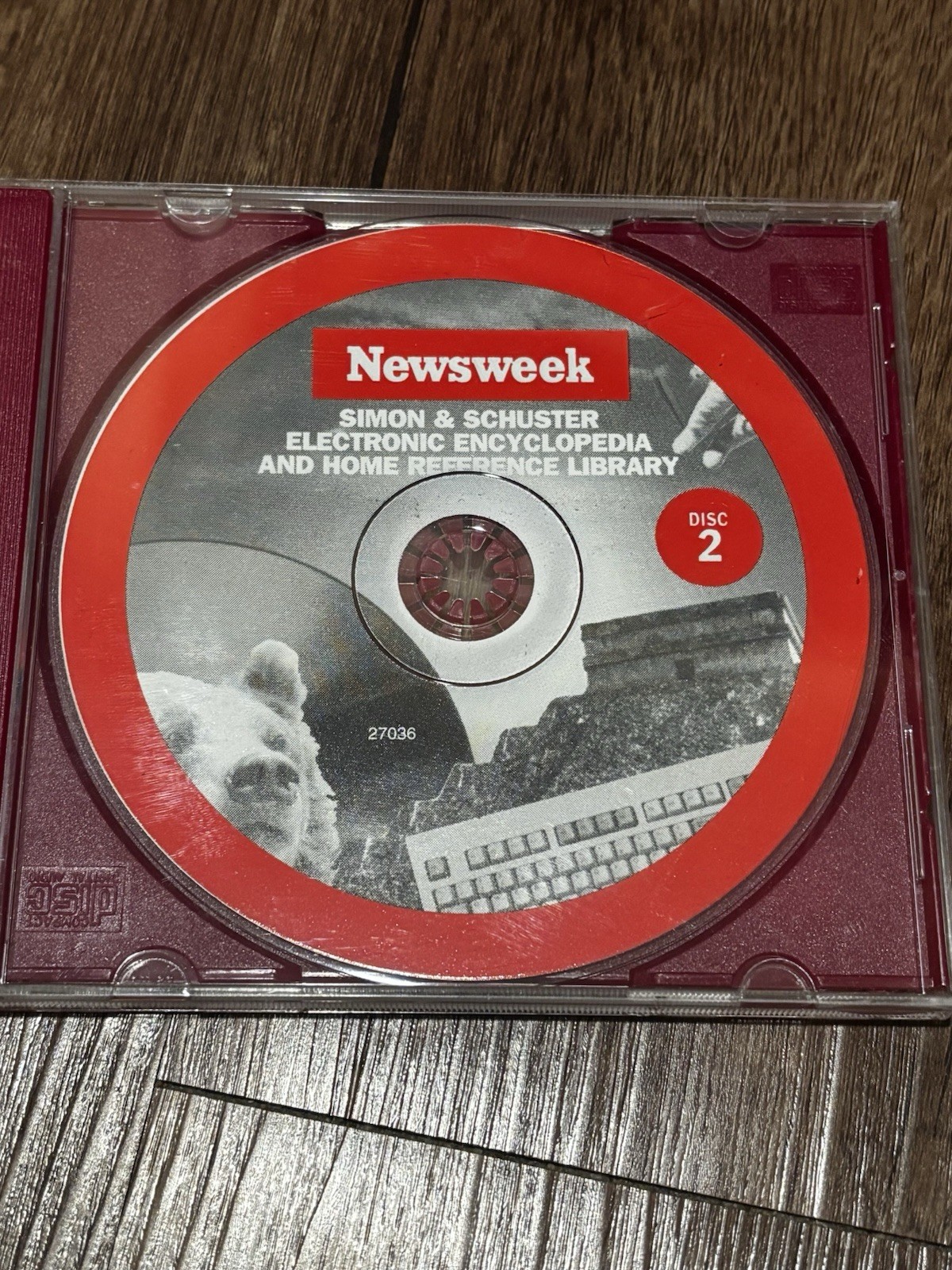 Simon & Schuster Electronic Encyclopedia Reference Library CD-ROM Newsweek XP 98