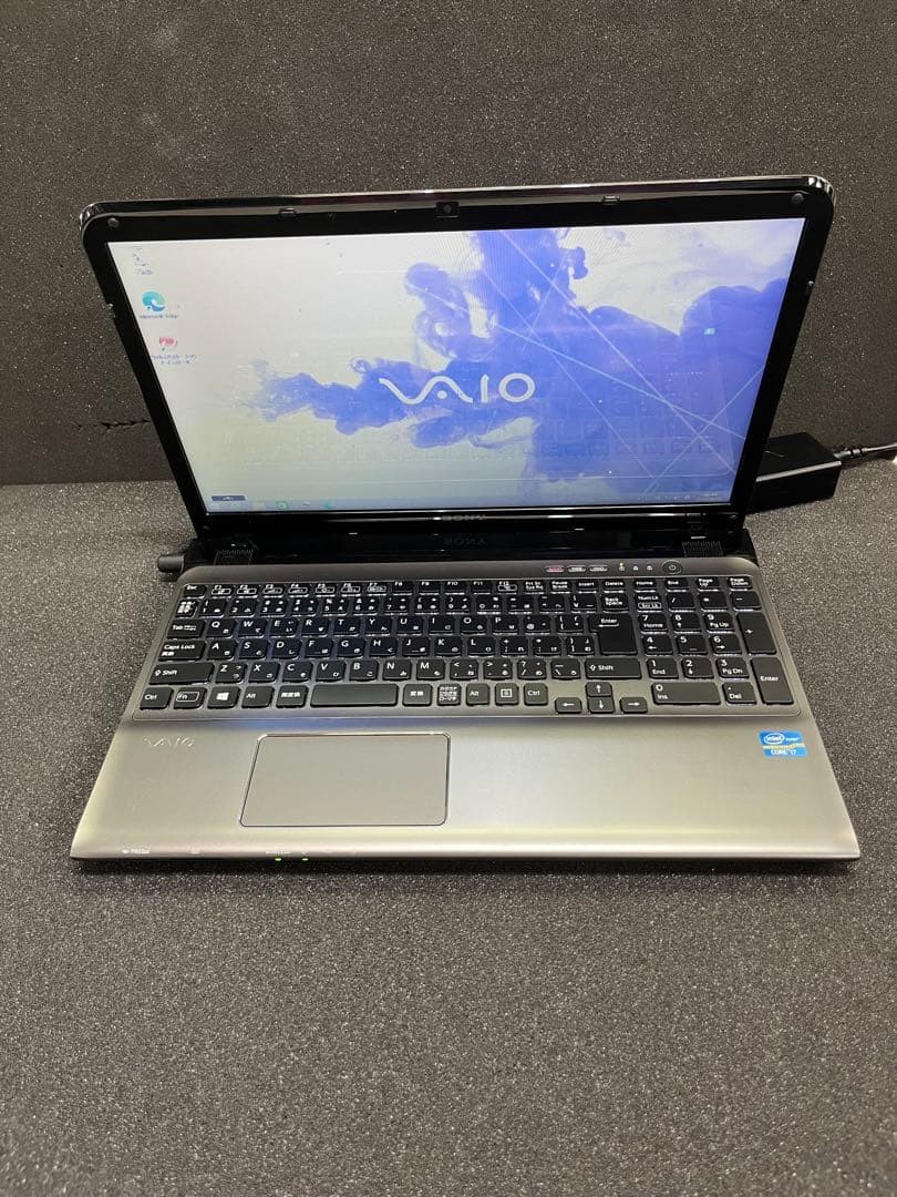 Sony VAIO SVE15129CJS Core i7 Blu-ray Used Japan Genuine