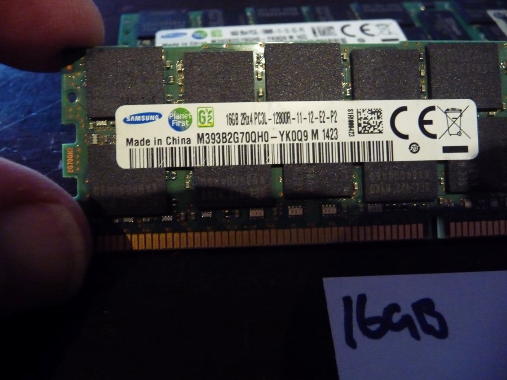 AU SELLER SAMSUNG HP 715284-001 16GB 2Rx4 PC3L-12800R DDR3 SRVR RAM 1423 -TESTED