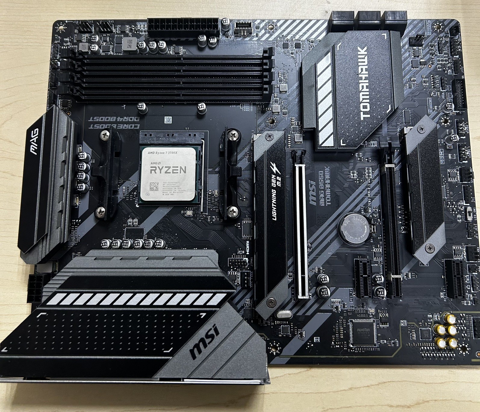 Ryzen 7 3700x CPU + MSI B550 Tomahawk Motherboard ATX AM4 Gaming pc combo tested